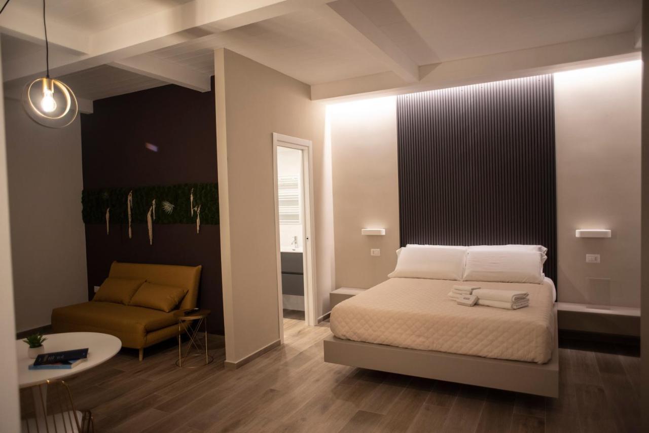 House Room Civico 56 โครโตเน ภายนอก รูปภาพ